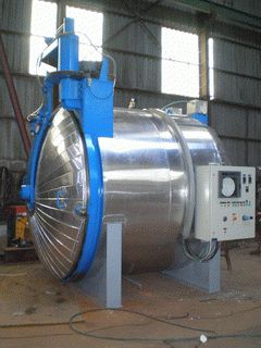 Autoclave para el vulcanizado de neumáticos de camión